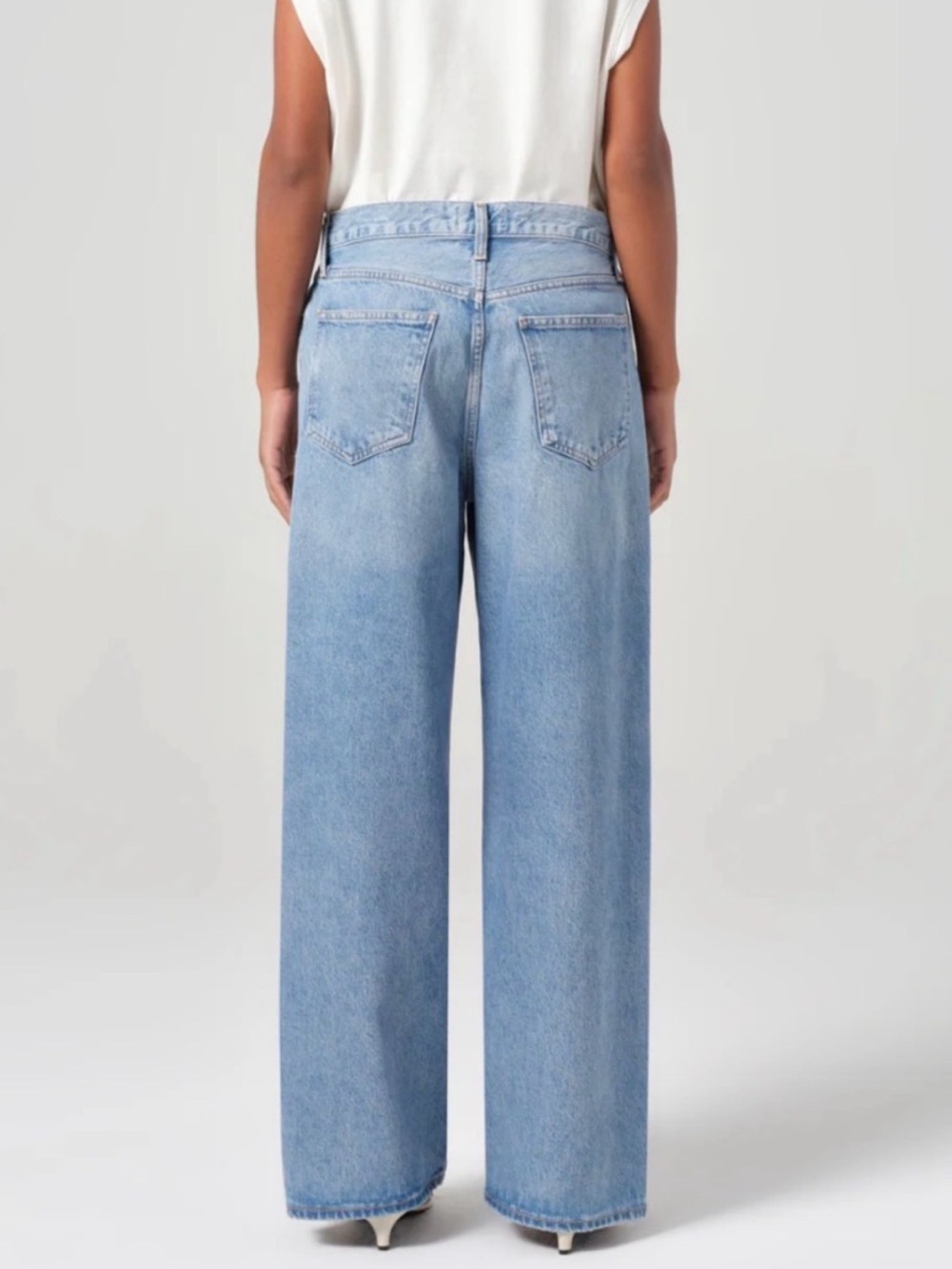 Agolde The Low Slung Baggy jeans. 👖 size 26. Color: SHAKE - Picture 2 of 9